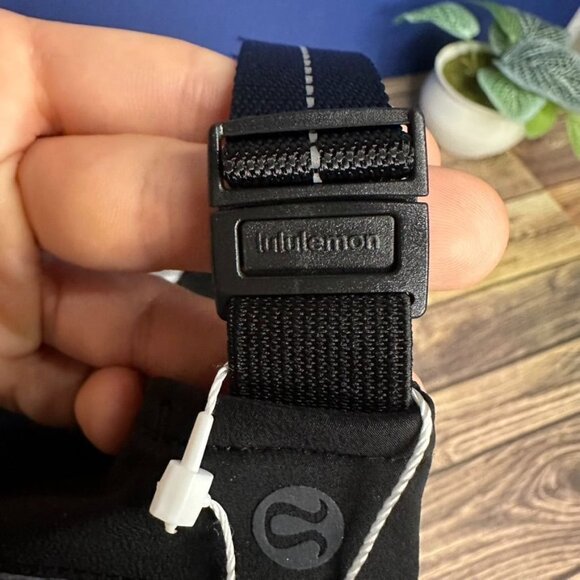 Lululemon Women's Multi Panel Run Hat NWT Size L/XL (Black) "For All Runners." - Picture 8 of 12